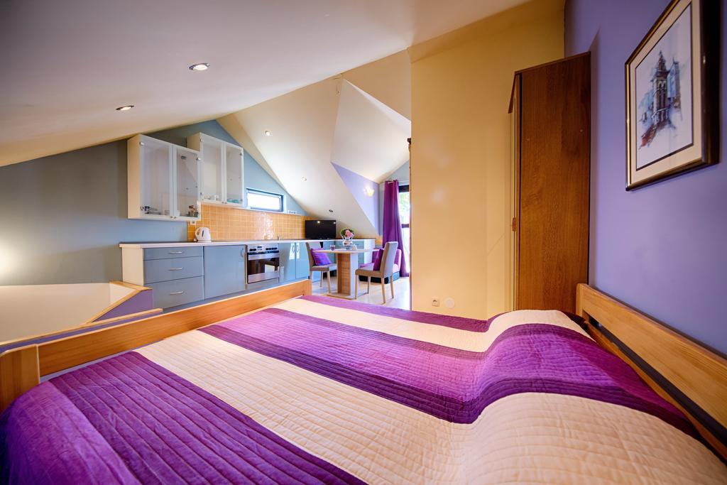 Apartments Villa Anka Komiža Buitenkant foto